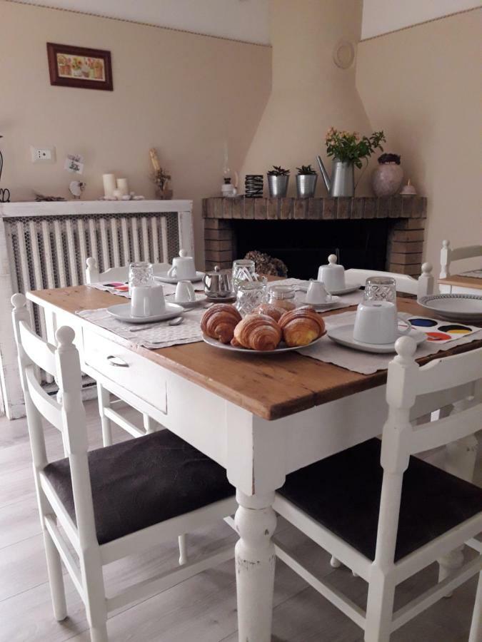 Bed and Breakfast Casavittorio à San Giovanni In Marignano Extérieur photo